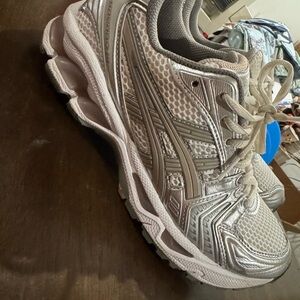 ASICS Women's Gel-Kayano 14 Shoes White/Moonrock, Size 7 US